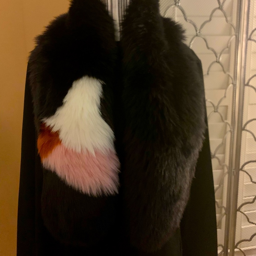 Ann Taylor Faux Fur scarf 🧣